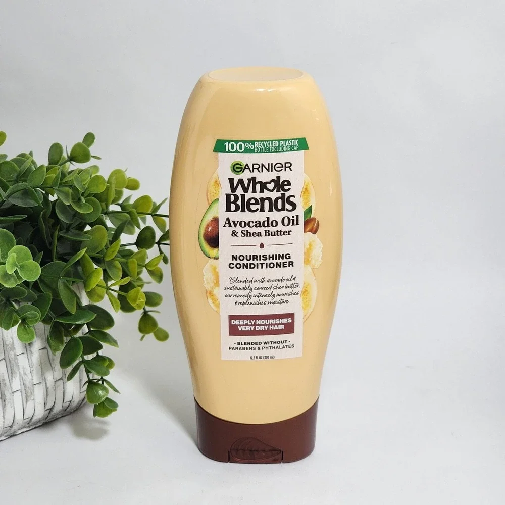 Garnier Whole Blends Avocado Oil & Shea Butter Nourishing Conditioner 12.5 fl oz